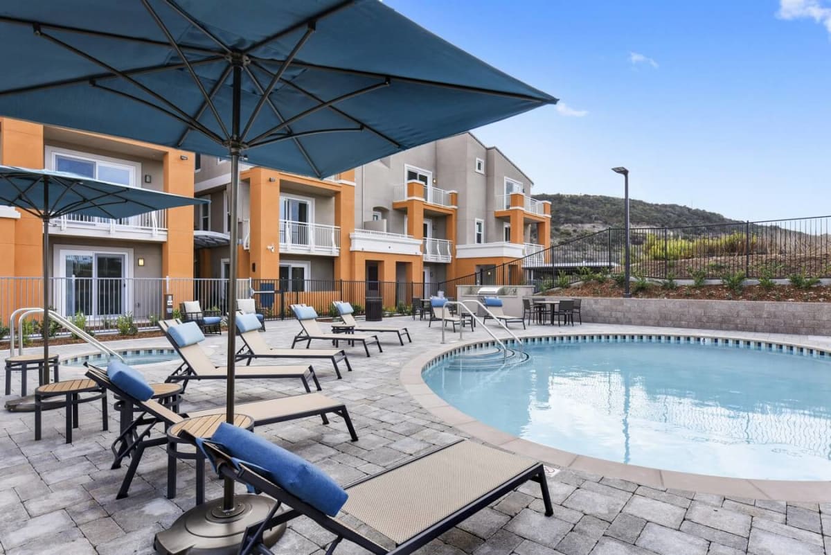 Apartments for Rent in Carmel Valley, San Diego Altura